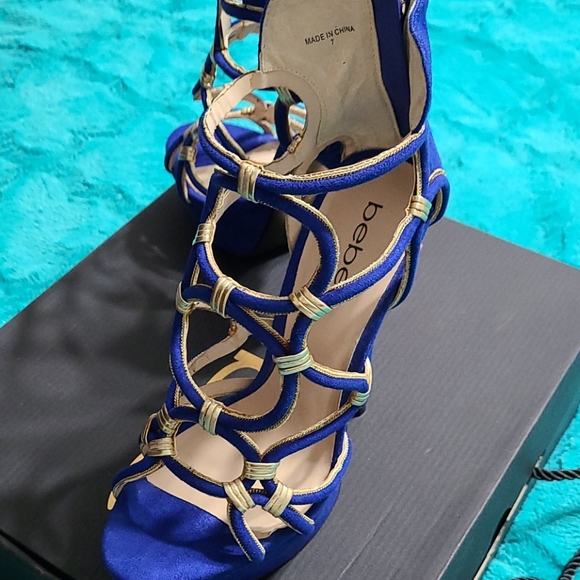 Bebe Blue Heels - Picture 9 of 12
